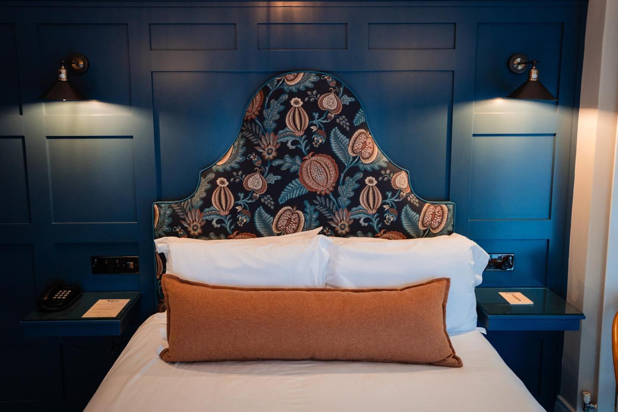 Mcgrory'S Hotel Кулдаф Екстериор снимка