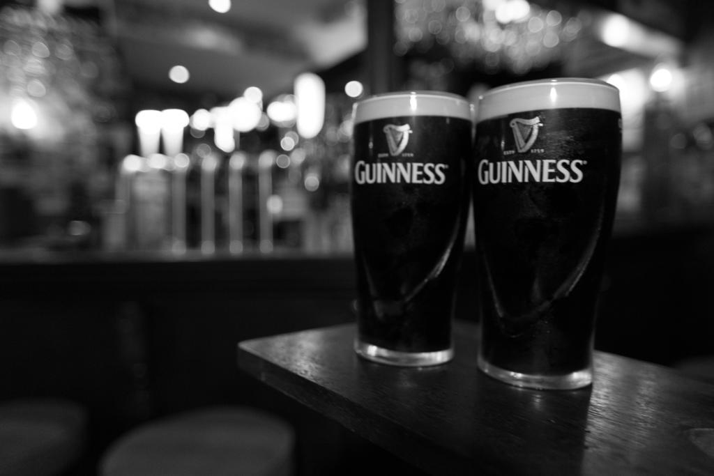 Mcgrory'S Hotel Кулдаф Екстериор снимка